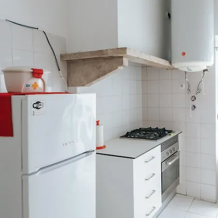 Aquilla Family 302 *