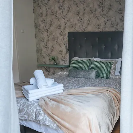 Aquilla Family 302 ליסבון