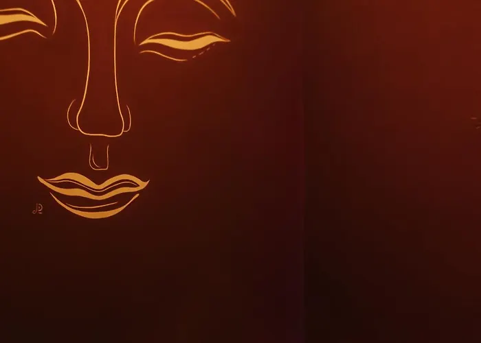 Aquilla Family 302 Проживання в сім'ї *