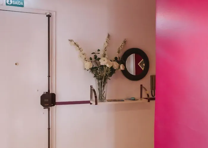 Проживання в сім'ї Aquilla Family 302 *