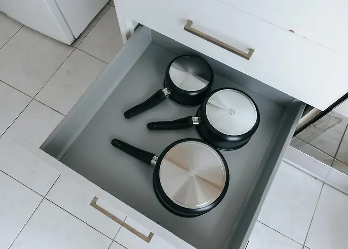 Aquilla Family 302 Лісабон