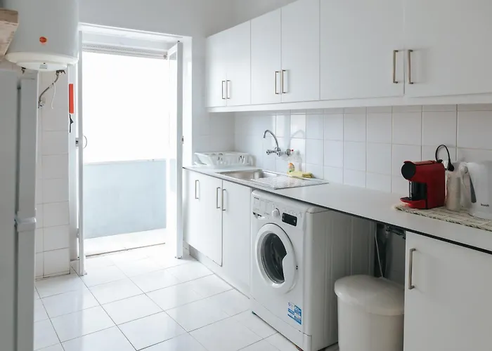 Aquilla Family 302 Проживання в сім'ї