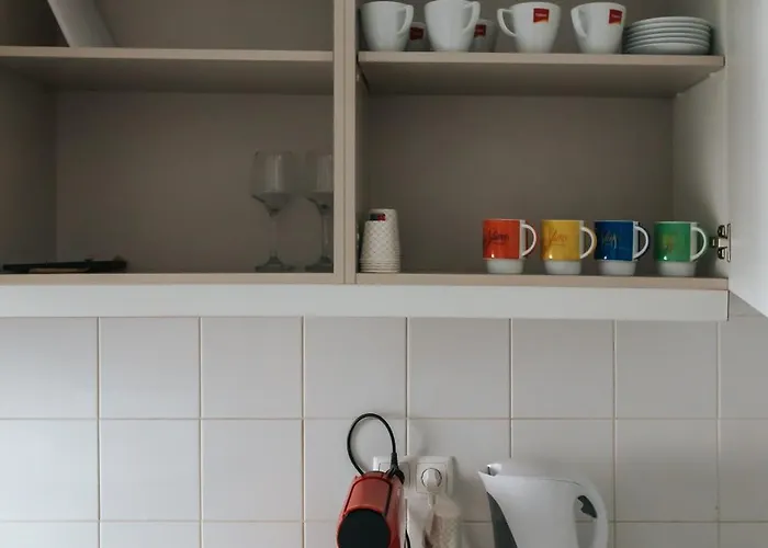 Aquilla Family 302 Проживання в сім'ї *