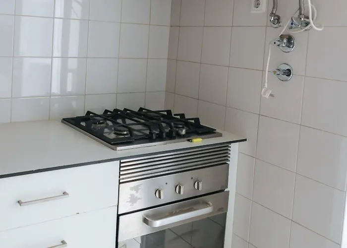 Проживання в сім'ї Aquilla Family 302 Лісабон