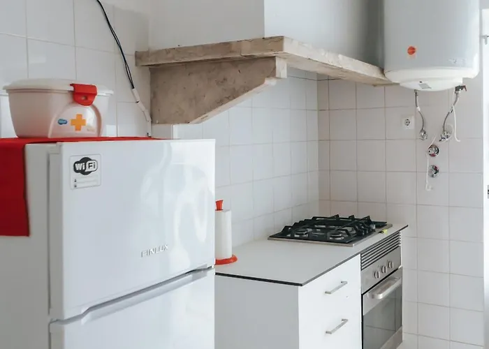 Aquilla Family 302 *