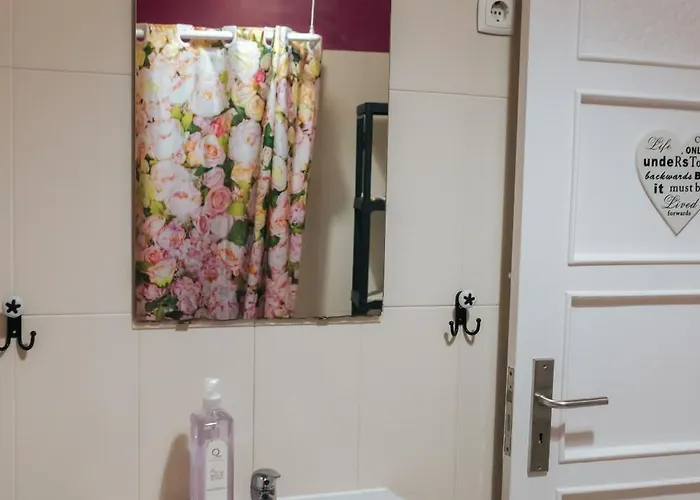 Aquilla Family 302 Лісабон