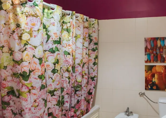 Aquilla Family 302 Лісабон