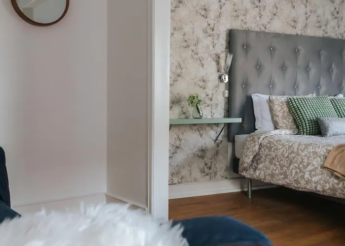 Aquilla Family 302 Проживання в сім'ї