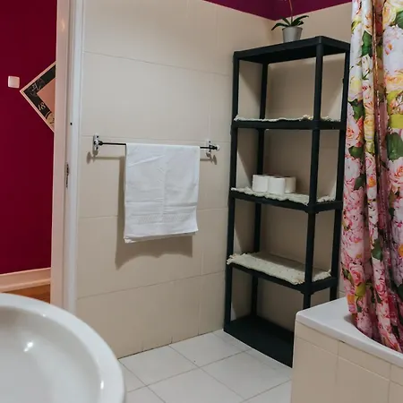 Aquilla Family 302 * Lisbona