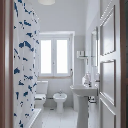 Aquilla Family 302 * Lisbona